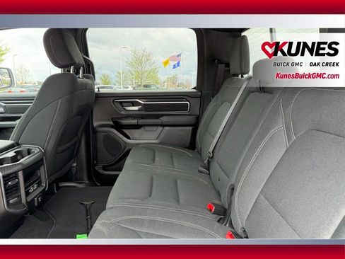 Used 2026 RAM 1500 Big Horn AWD/4WD image 4