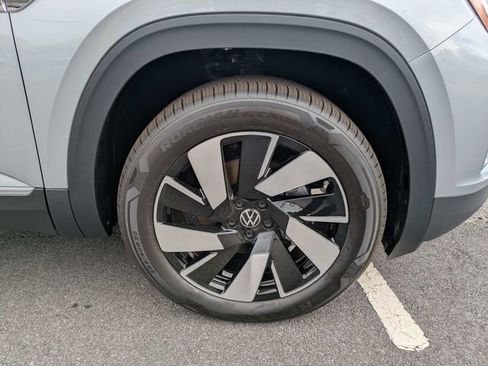 New 2026 Volkswagen Atlas Cross Sport SEL AWD/4WD image 12