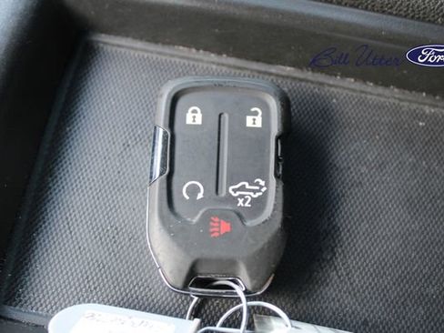 Used 2022 GMC Sierra 1500 SLE AWD/4WD image 10