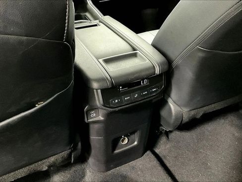 Used 2025 Toyota Grand Highlander AWD image 30