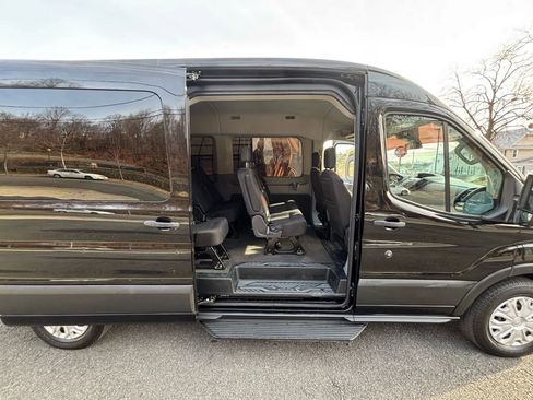 Used 2019 Ford Transit 350 XLT image 27