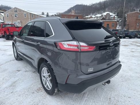 Used 2022 Ford Edge SEL w/ Convenience Package image 3