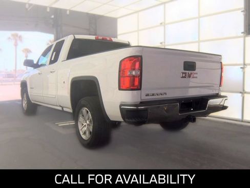 Used 2018 GMC Sierra 1500 SLE w/ SLE Value Package RWD image 2