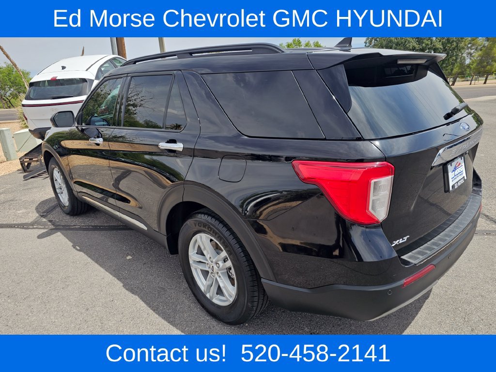 Used 2023 Ford Explorer XLT w/ Equipment Group 202A RWD image 3
