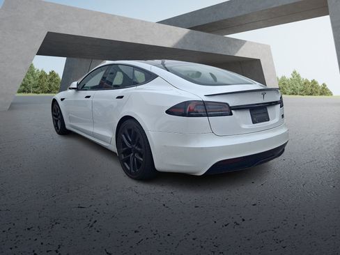 Used 2023 Tesla Model S Plaid AWD/4WD image 3