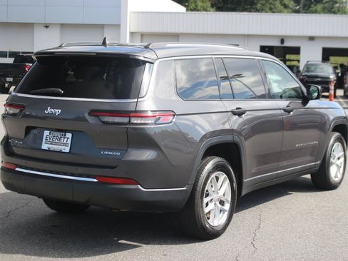Used 2022 Jeep Grand Cherokee L Laredo w/ Luxury Tech Group I AWD/4WD image 7