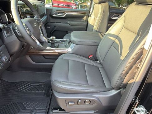 New 2026 Chevrolet Silverado 1500 LT Trail Boss w/ LT Trail Boss Premium Package AWD/4WD image 13