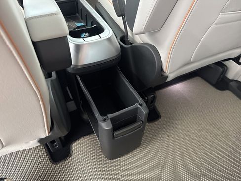 New 2025 Volkswagen ID. Buzz Pro S Plus image 20