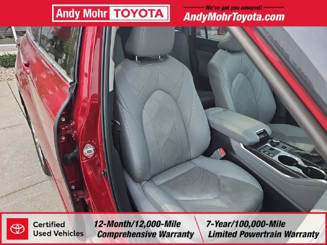 Certified 2026 Toyota Highlander Platinum AWD/4WD image 40