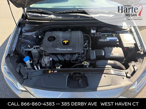 Used 2018 Hyundai Elantra SE w/ SE Connectivity Package 04 FWD image 30