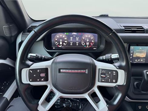 Used 2021 Land Rover Defender 110 X-Dynamic HSE AWD/4WD image 19