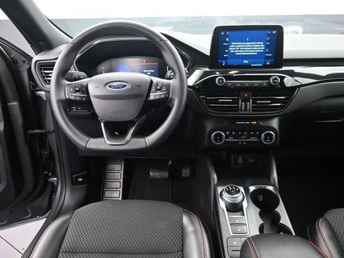 Used 2025 Ford Escape ST-Line AWD/4WD image 11