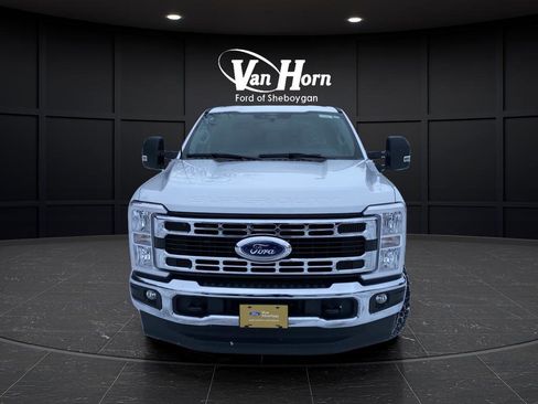 Certified 2024 Ford F250 XLT image 9