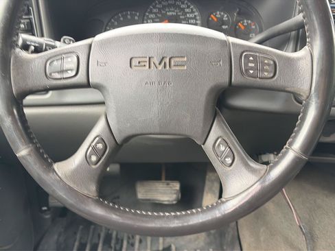 Used 2006 GMC Sierra 2500 SLE w/ Snow Plow Prep Package AWD/4WD image 10
