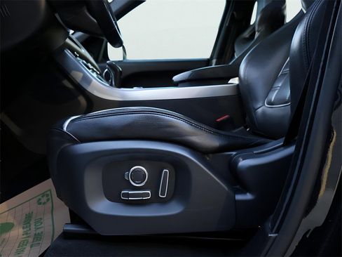 Used 2017 Land Rover Range Rover Sport SVR image 38