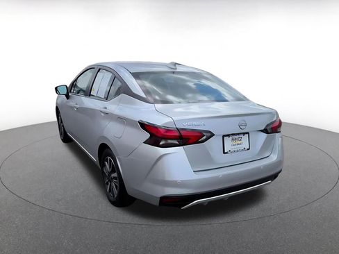 Used 2025 Nissan Versa SV FWD image 11