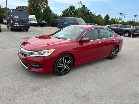 Used 2016 Honda Accord Sport image 2
