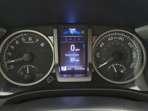 Used 2022 Toyota Tacoma SR5 RWD image 20