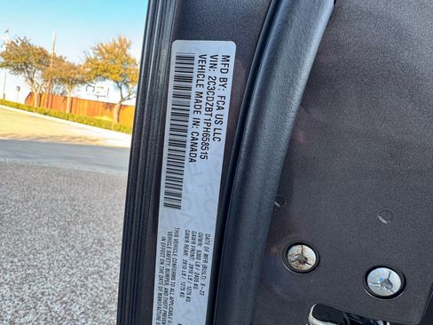 Used 2023 Dodge Challenger R/T w/ Plus Package image 32