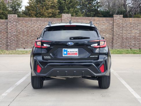Used 2024 Subaru Crosstrek 2.0i Premium image 7