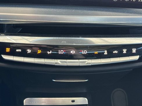 Used 2024 Cadillac Lyriq Sport RWD image 32