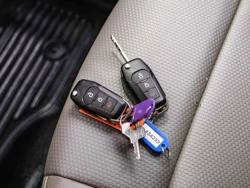 Used 2018 Ford F250 XL w/ Power Equipment Group image 46