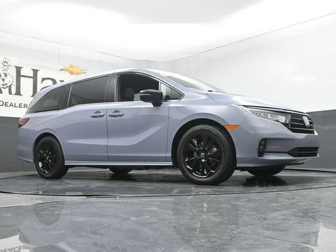 Used 2023 Honda Odyssey Sport image 2