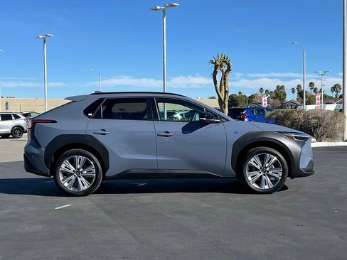 Certified 2025 Subaru Solterra Limited image 8