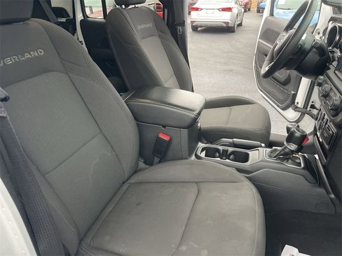 Used 2023 Jeep Gladiator Overland image 30