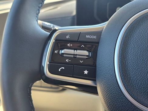 New 2025 Kia Carnival SX Prestige FWD image 39