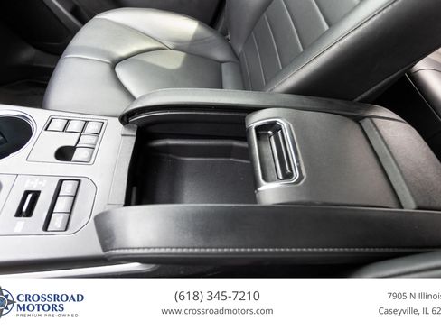 Used 2023 Toyota Highlander XLE AWD/4WD image 51