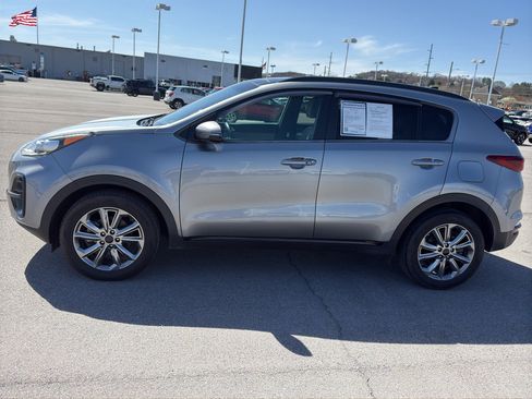 Used 2021 Kia Sportage S w/ S AWD Premium Package image 18