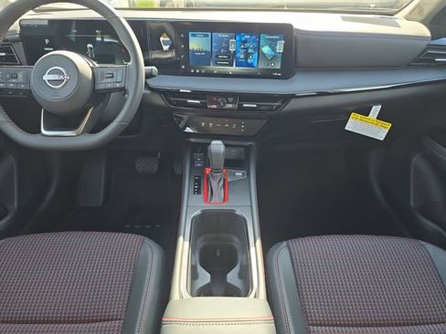New 2026 Nissan Kicks SR FWD image 14