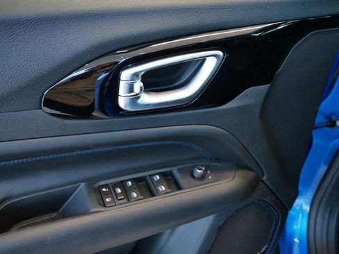 New 2026 Jeep Compass Latitude image 6