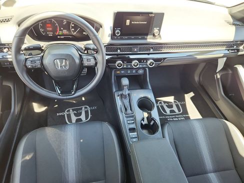 Certified 2025 Honda Civic Sport image 12