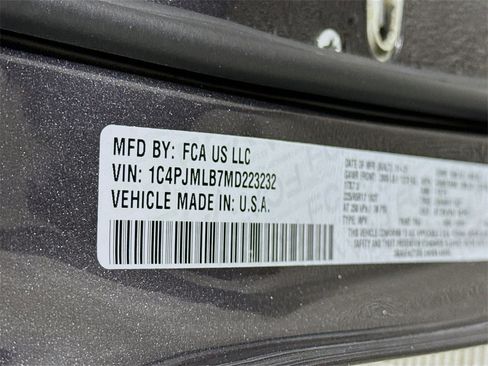 Used 2021 Jeep Cherokee Latitude Plus image 34