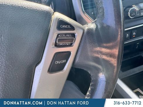 Used 2017 Nissan Titan SV image 8