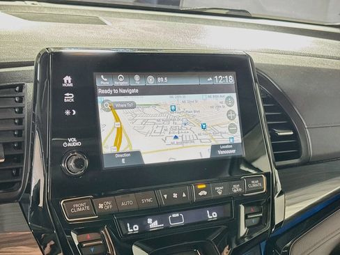 Used 2023 Honda Odyssey Elite image 16