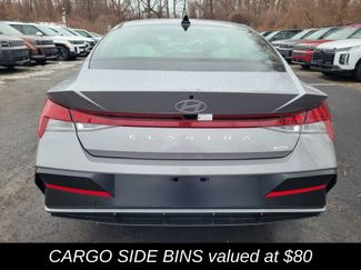 New 2025 Hyundai Elantra Limited FWD video 4