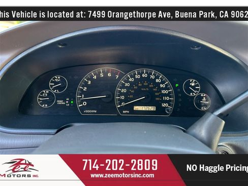 Used 2005 Toyota Sequoia Limited image 25