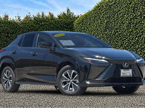 Used 2024 Lexus RZ 300e Premium w/ Accessory Package (Z1) FWD image 2