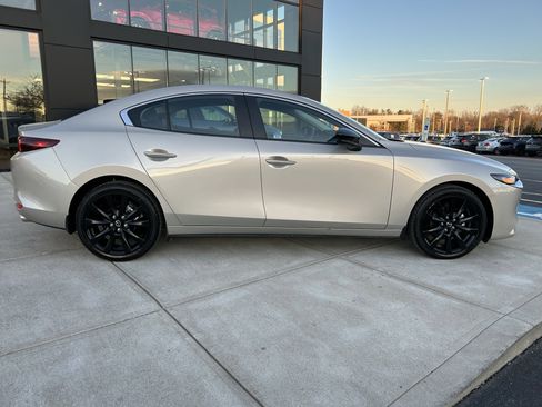 Certified 2025 MAZDA MAZDA3 s image 10