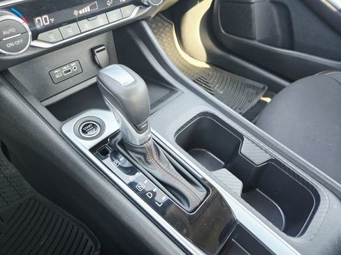 Used 2023 Nissan Sentra SR image 13