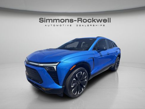 Used 2025 Chevrolet Blazer EV RS AWD/4WD image 1