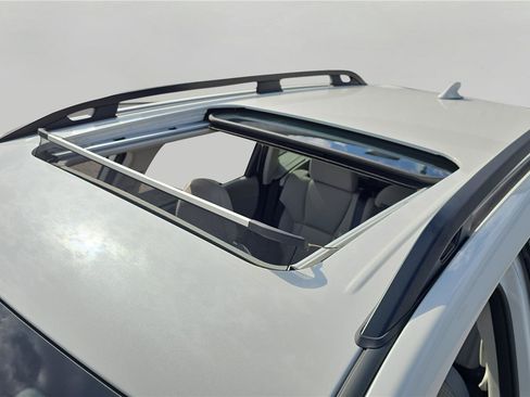 Used 2023 Subaru Forester Premium image 32