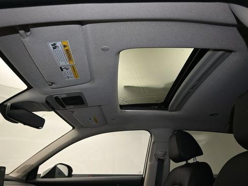 Used 2024 Honda HR-V EX-L image 19