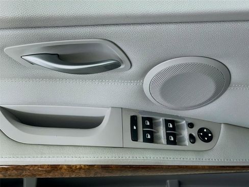 Used 2010 BMW 328i Sedan image 21