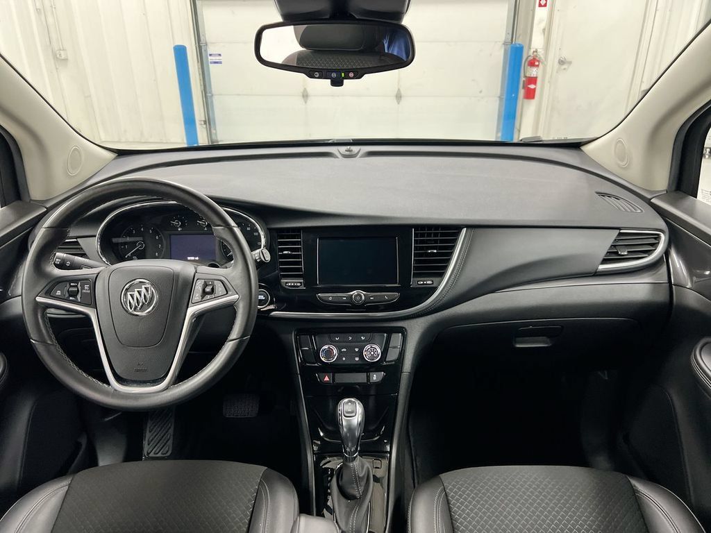 Used 2022 Buick Encore Preferred w/ Safety Package FWD image 10
