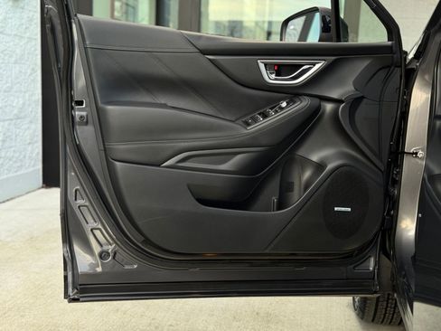 Used 2021 Subaru Forester Limited w/ Popular Package #3 image 12