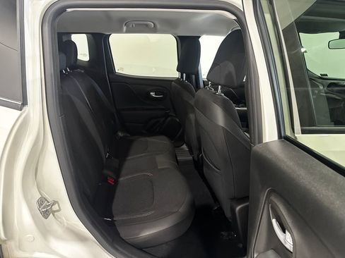 Used 2023 Jeep Renegade Altitude AWD/4WD image 24